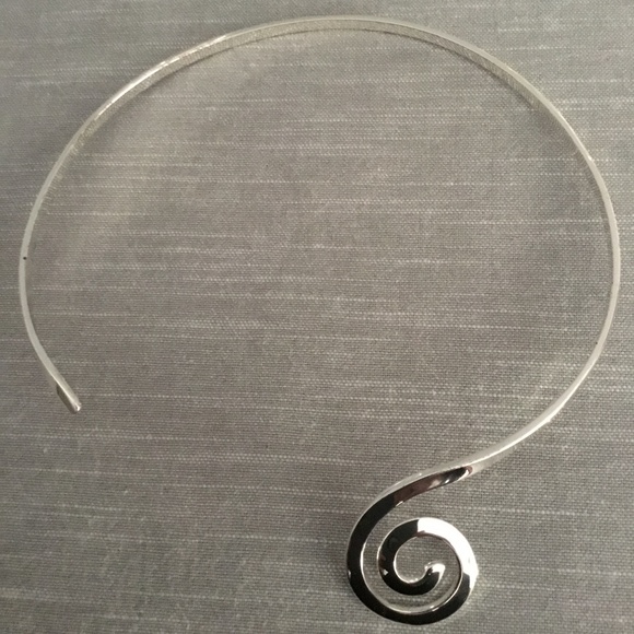 Silver Tone Choker Necklace Signed Contemporary Swirl - Picture 2 of 2